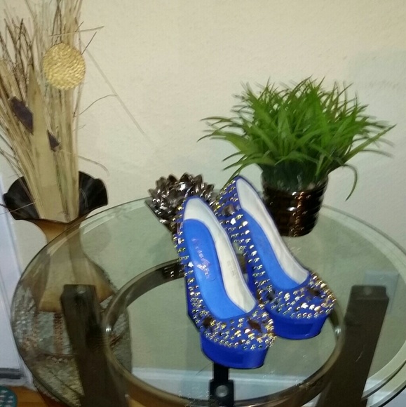 Wedged Heel by Privileged - Picture 4 of 4